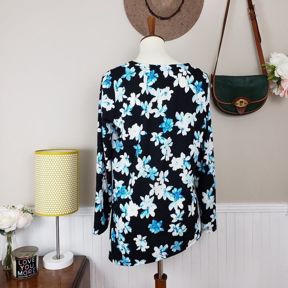 Calvin Klein Black/Seaglass Asymmetrical Top NWT - Picture 2 of 4